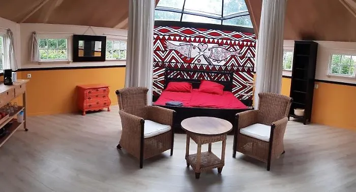 Kamp alanı Happy Home-slapen Onder De Sterren